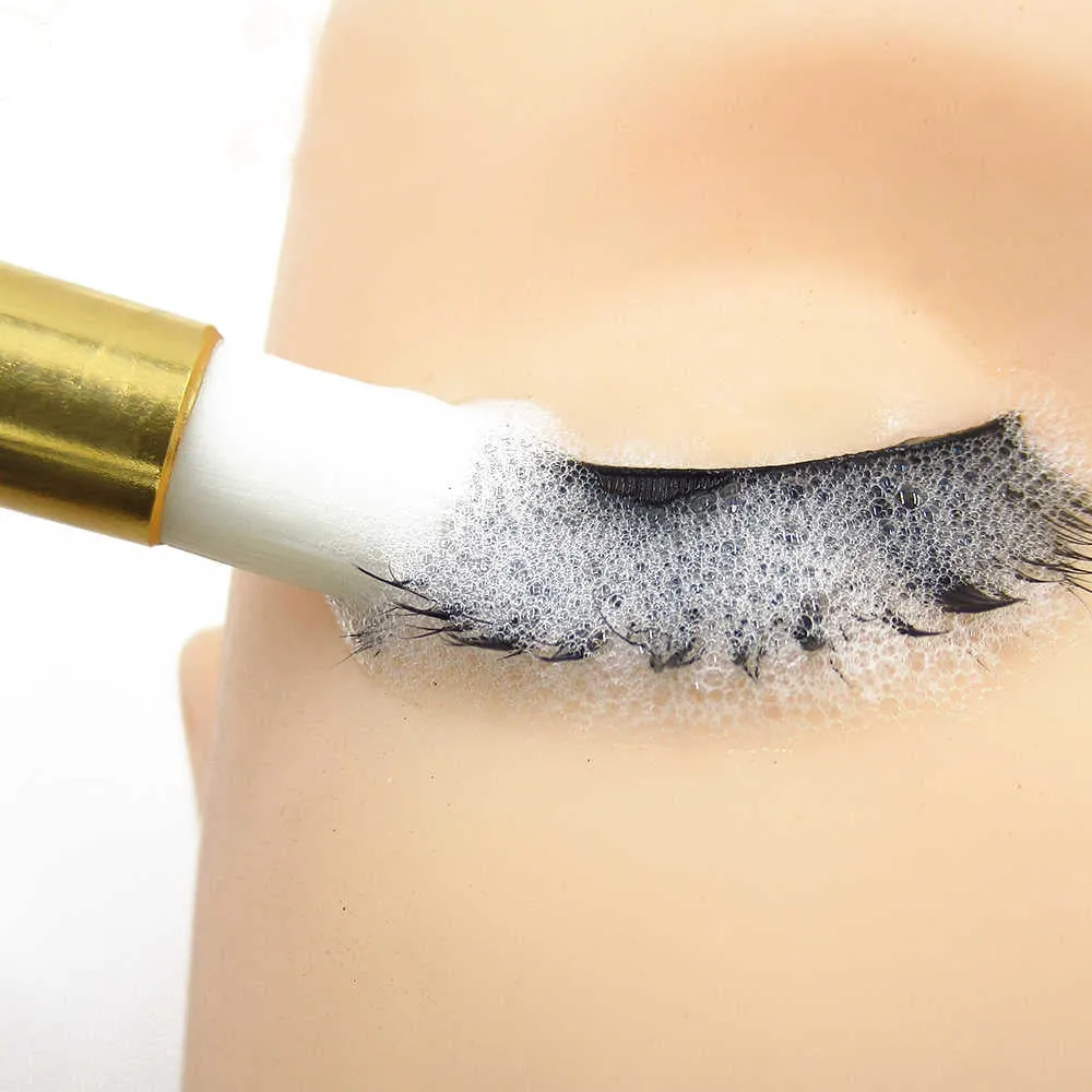 Eyelash Shampoo Cleaning Brush