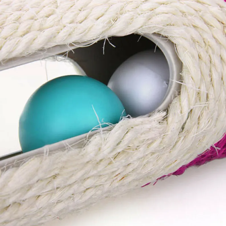 Rolling Scratching Post with 3 balls